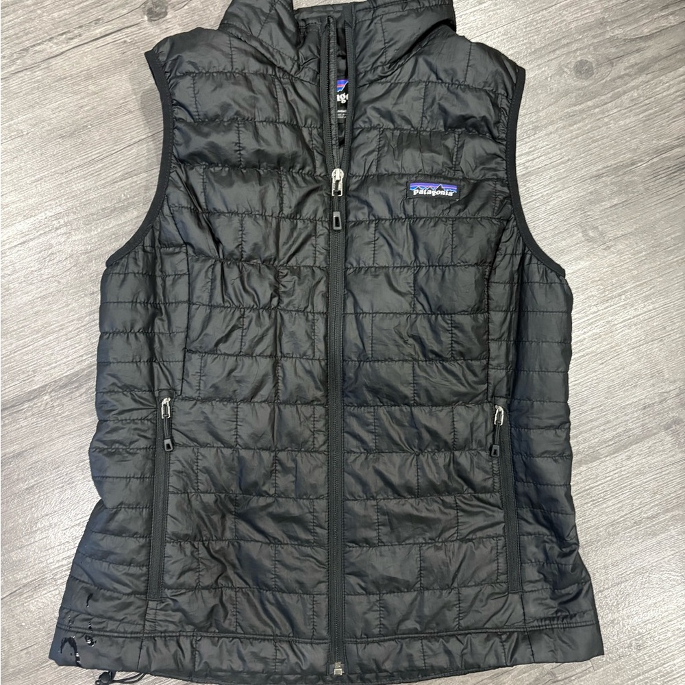 Patagonia Black Quilted Vest
